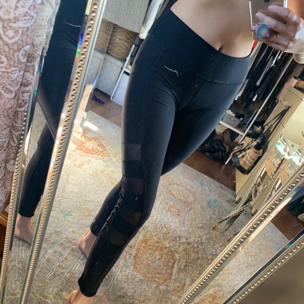 2 for 1 legging bundle Crop and full length - Picture 3 of 5